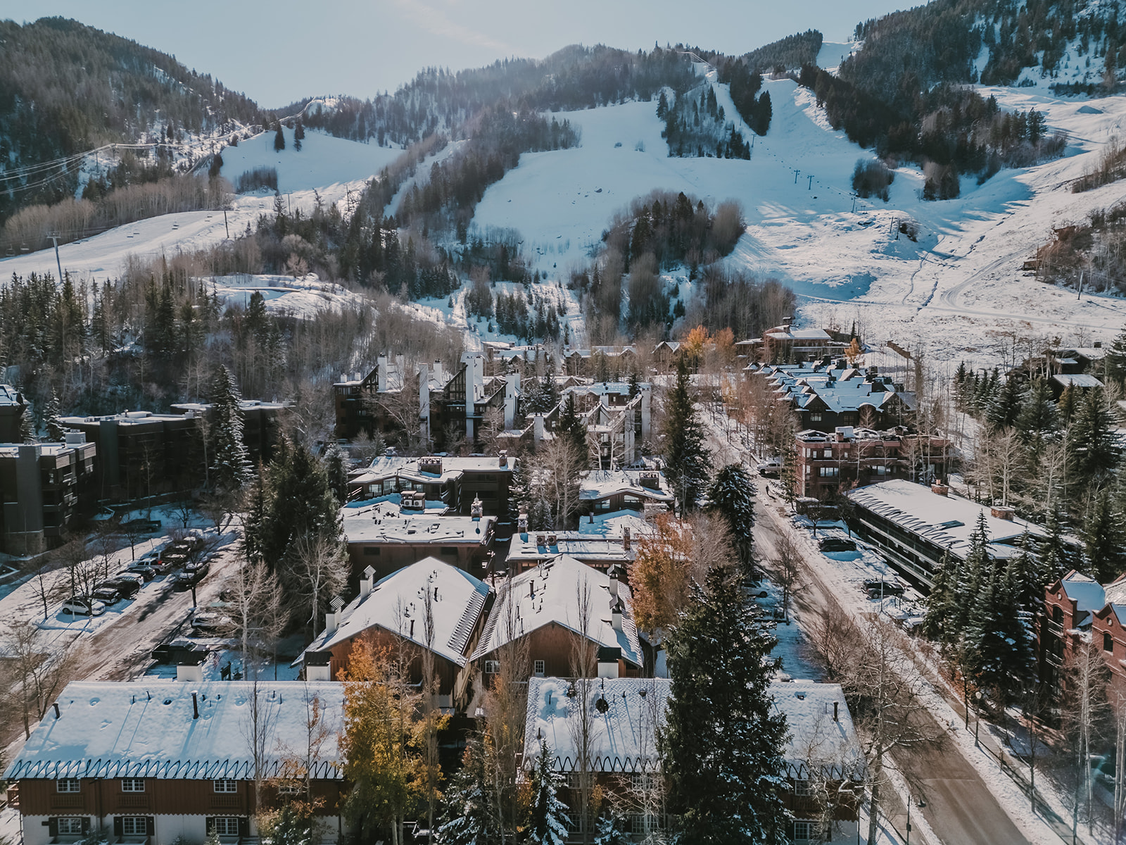Aspen residential district below Aspen Mountain in winter